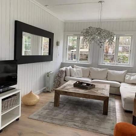 Beautiful Cabin With Great View At